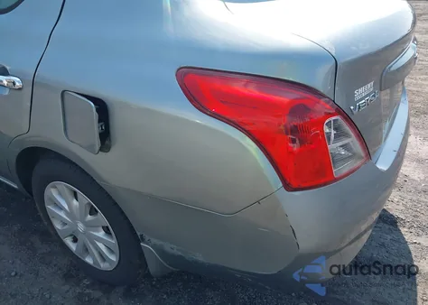 2012 Nissan Versa 1.6 Sv из США, поврежденный, VIN 3N1CN7AP5CL892484